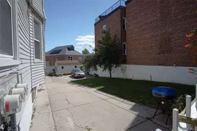 2430 Esplanade Avenue, Bronx, NY 10469 - Photo 19