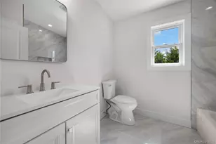 126 Lambert Ave, Farmingdale, NY 11735 - Photo 25