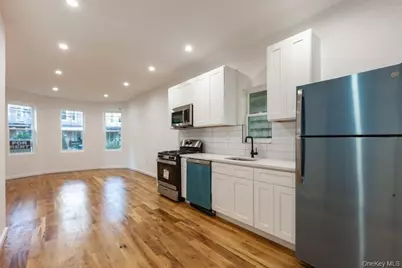 10418 89th Avenue, Richmond Hill, NY 11418 - Photo 5