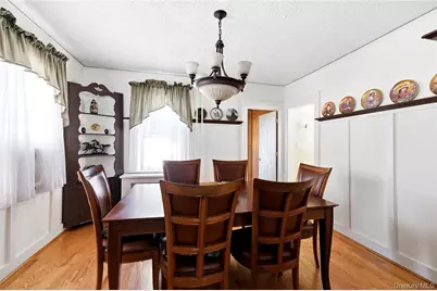 410 Clinton Street, Bellmore, NY 11710 - Photo 15