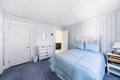 410 Clinton Street, Bellmore, NY 11710 - Photo 29