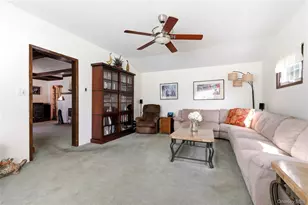 410 Clinton St, Bellmore, NY 11710 - Photo 13
