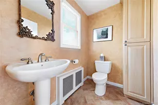 410 Clinton St, Bellmore, NY 11710 - Photo 17