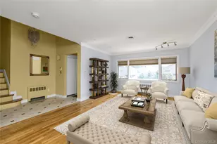 2669 Grayson Dr, East Meadow, NY 11554 - Photo 3