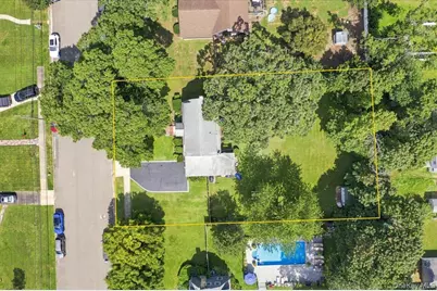 297 Maple Avenue, Patchogue, NY 11772 - Photo 19