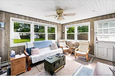 297 Maple Avenue, Patchogue, NY 11772 - Photo 9