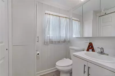 41 Richmond Street, Islip, NY 11751 - Photo 19