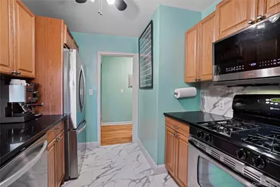 330 S Broadway #D11, Tarrytown, NY 10591 - Photo 7