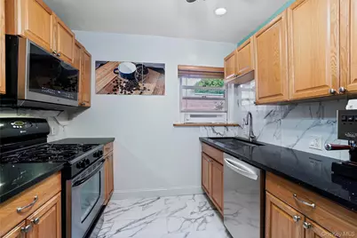 330 S Broadway #D11, Tarrytown, NY 10591 - Photo 5