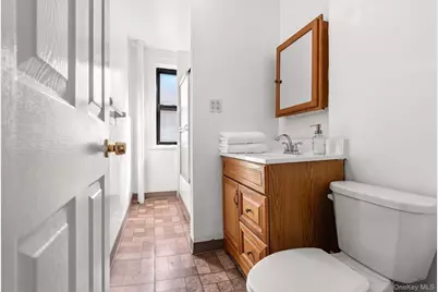 604 Tompkins #B4, Mamaroneck, NY 10543 - Photo 11