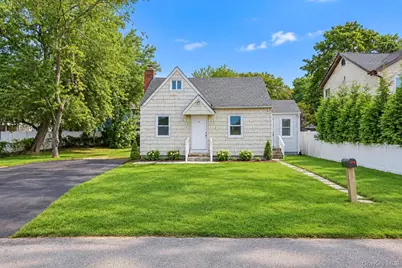 55 S 32nd Street, Wyandanch, NY 11798 - Photo 1
