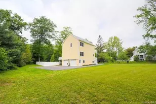 9 Bird Ct, Rhinebeck, NY 12572 - Photo 3
