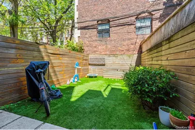 311 Hart Street #1B, Brooklyn, NY 11206 - Photo 29