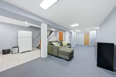 333 E 238th Street, Bronx, NY 10470 - Photo 27