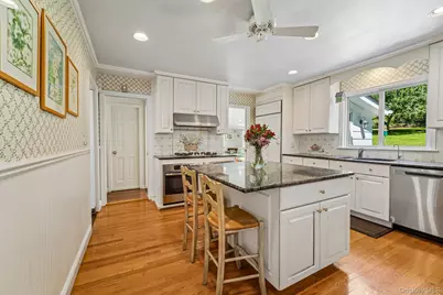 16 Edgewood Drive, Rye Brook, NY 10573 - Photo 11