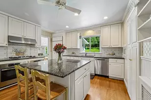 16 Edgewood Dr, Rye Brook, NY 10573 - Photo 9