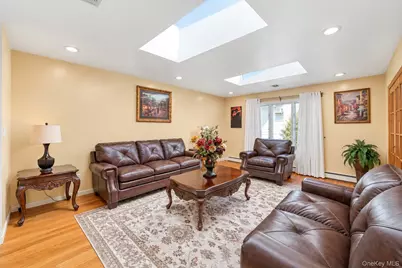 23 Pimlico Drive, Commack, NY 11725 - Photo 7
