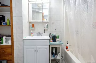 25-30 36th Ave, Astoria, NY 11106 - Photo 23