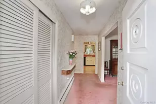30 Pacific Ave, Nanuet, NY 10954 - Photo 3