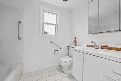 32 Brenner Avenue, Bethpage, NY 11714 - Photo 11