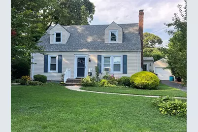 7 W Elm, Islip, NY 11751 - Photo 1