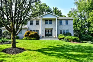 18 Gleeful Ln, Valley Cottage, NY 10989 - Photo 3