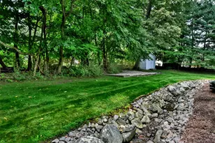 18 Gleeful Ln, Valley Cottage, NY 10989 - Photo 35