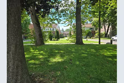 79 N Broadway #D2, White Plains, NY 10603 - Photo 3