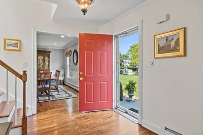 17 Lemark Court, East Setauket, NY 11733 - Photo 3