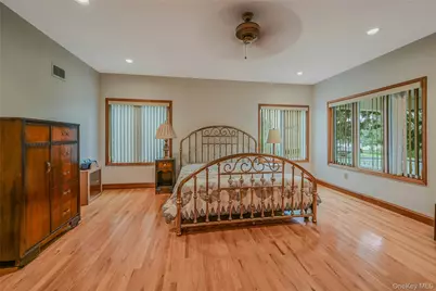 86 2nd Street, South Jamesport, NY 11970 - Photo 23