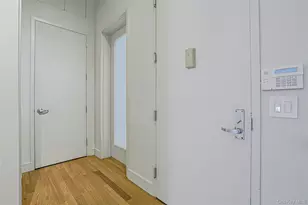 25 Leroy Pl, New Rochelle, NY 10805 - Photo 5
