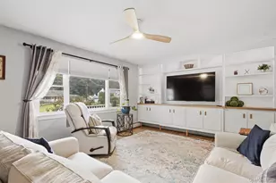 23 Westview Dr, Poughkeepsie, NY 12603 - Photo 5