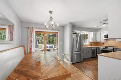 23 Westview Drive, Poughkeepsie, NY 12603 - Photo 9