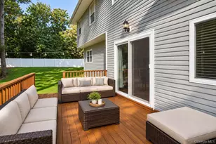 102 Patchogue Dr, Rocky Point, NY 11778 - Photo 29