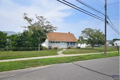 101 Phyllis Drive, Lindenhurst, NY 11757 - Photo 1
