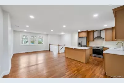 339 Avenue B, Ronkonkoma, NY 11779 - Photo 7
