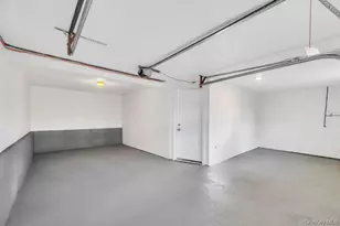 339 Avenue B, Ronkonkoma, NY 11779 - Photo 17