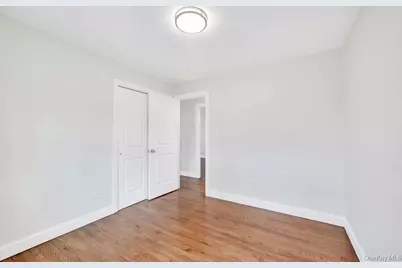 339 Avenue B, Ronkonkoma, NY 11779 - Photo 11