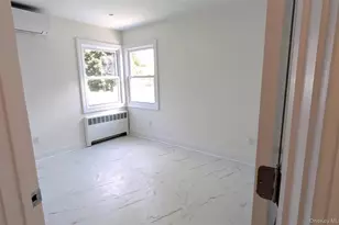 11 Wood St, Lynbrook, NY 11563 - Photo 3