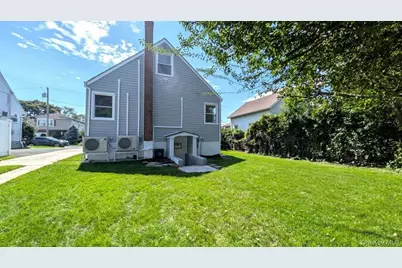 11 Wood Street, Lynbrook, NY 11563 - Photo 7