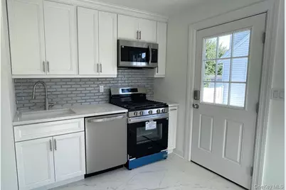 11 Wood Street, Lynbrook, NY 11563 - Photo 15