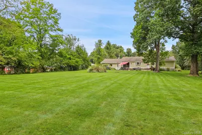 471 Hilltop Road, Yorktown Heights, NY 10598 - Photo 31