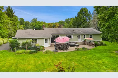 471 Hilltop Road, Yorktown Heights, NY 10598 - Photo 41
