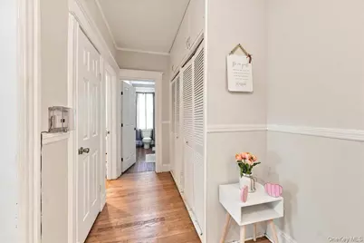 183 Saratoga Avenue, Yonkers, NY 10705 - Photo 7