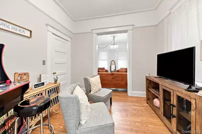 183 Saratoga Avenue, Yonkers, NY 10705 - Photo 5