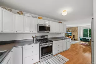23 Lake Shore Rd, Greenwood Lake, NY 10925 - Photo 9