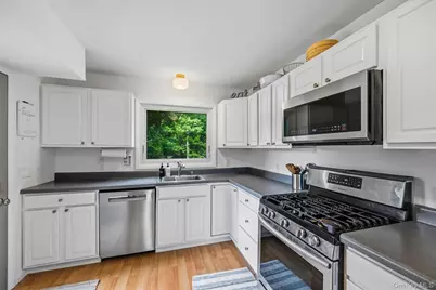 23 Lake Shore Road, Greenwood Lake, NY 10925 - Photo 11