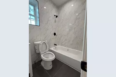 118-11 E Lakeview Blvd, Queens Village, NY 11434 - Photo 7
