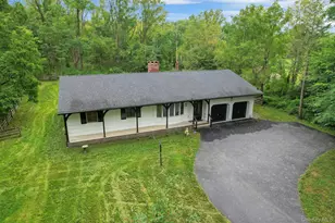 30 Pumpkin Hill Rd, Warwick, NY 10990 - Photo 3