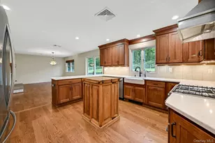 30 Pumpkin Hill Rd, Warwick, NY 10990 - Photo 9